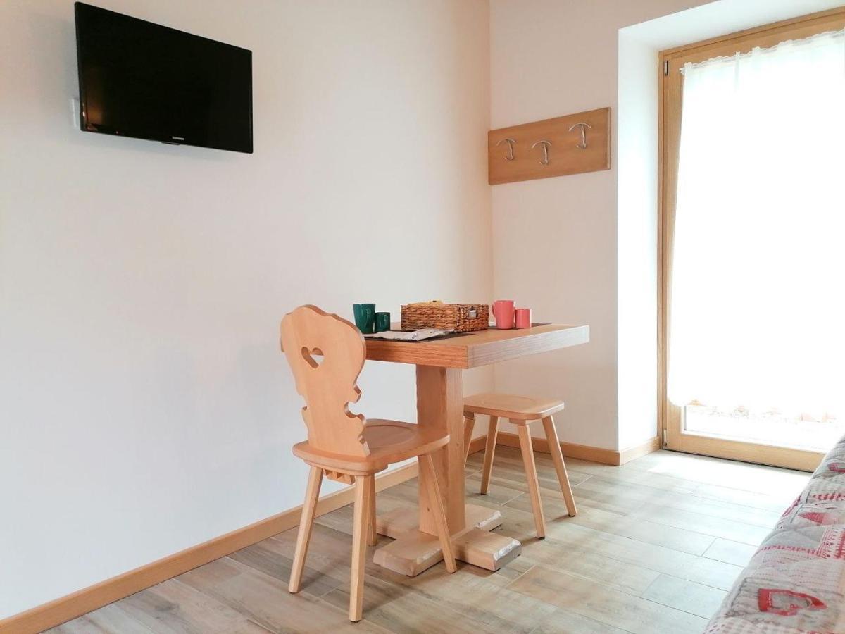 Hotel Ai Larici à Perarolo di Cadore Extérieur photo