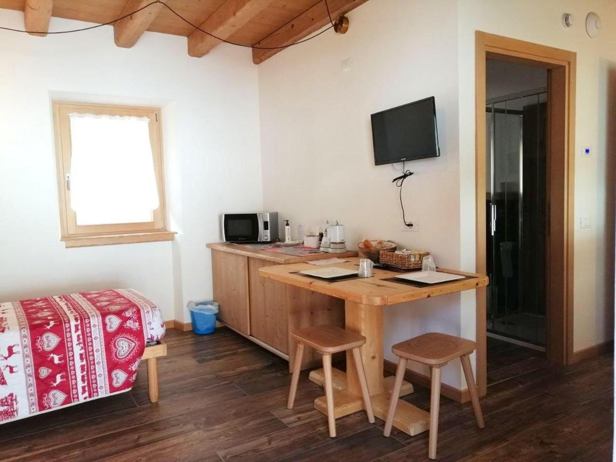 Hotel Ai Larici à Perarolo di Cadore Extérieur photo