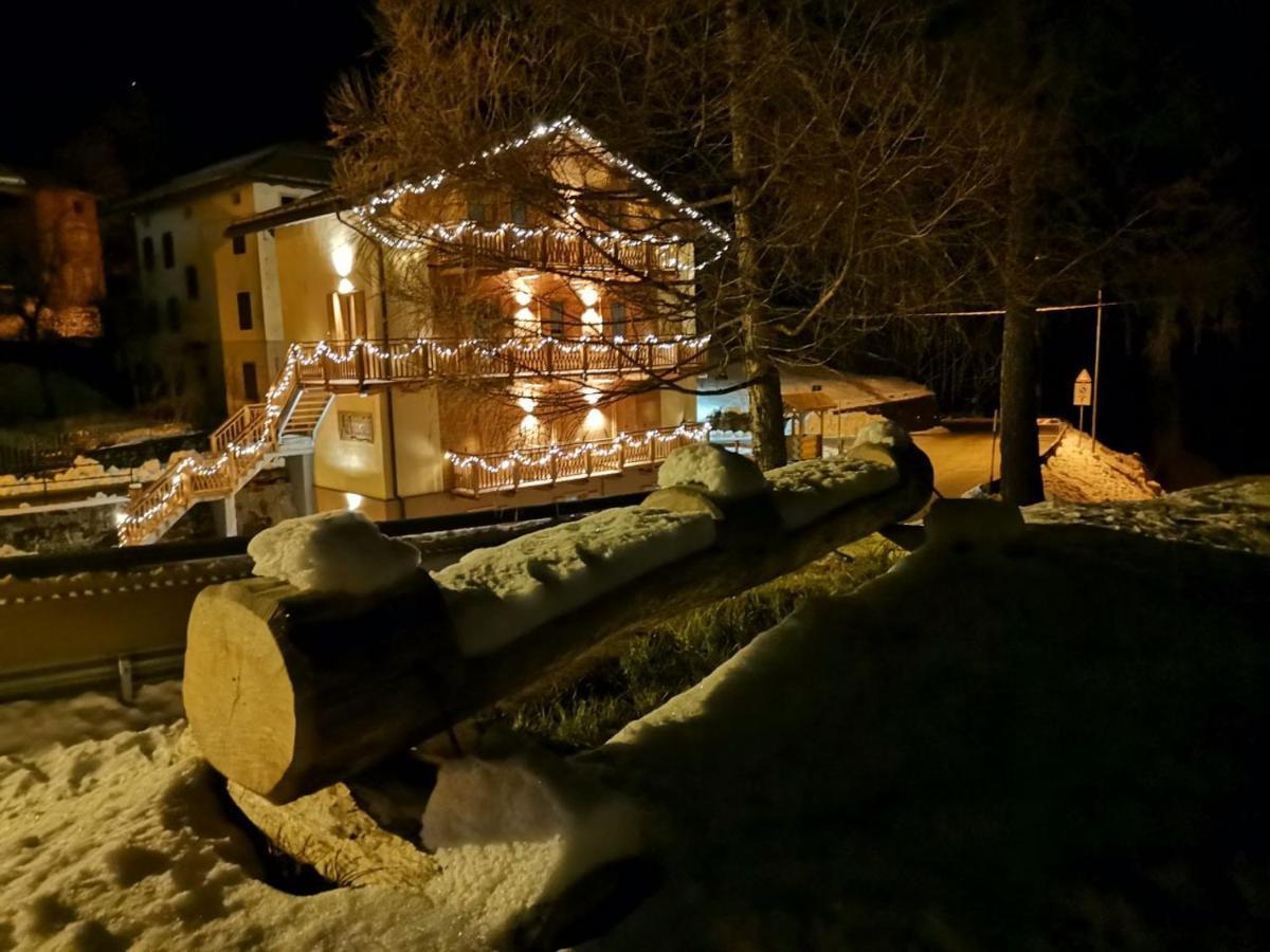 Hotel Ai Larici à Perarolo di Cadore Extérieur photo