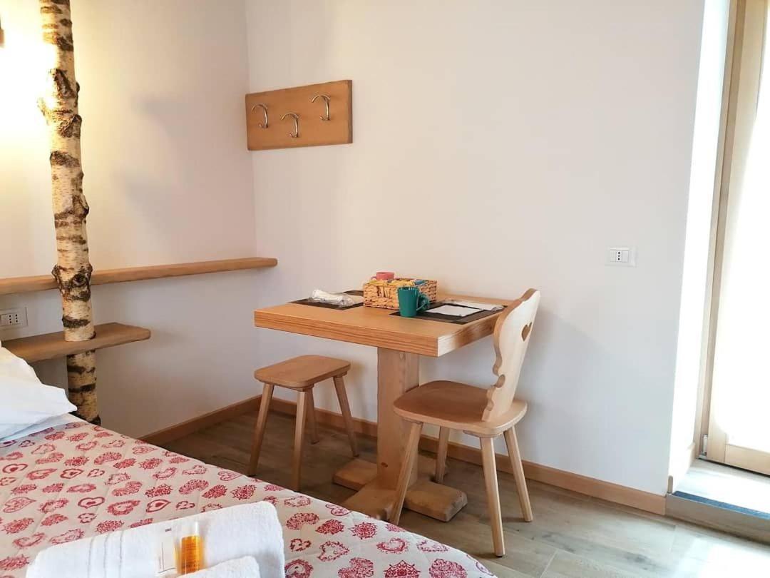 Hotel Ai Larici à Perarolo di Cadore Chambre photo