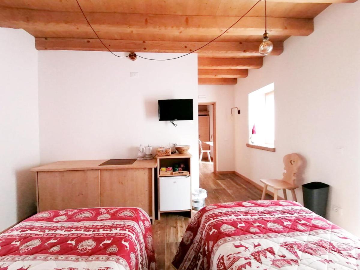 Hotel Ai Larici à Perarolo di Cadore Extérieur photo
